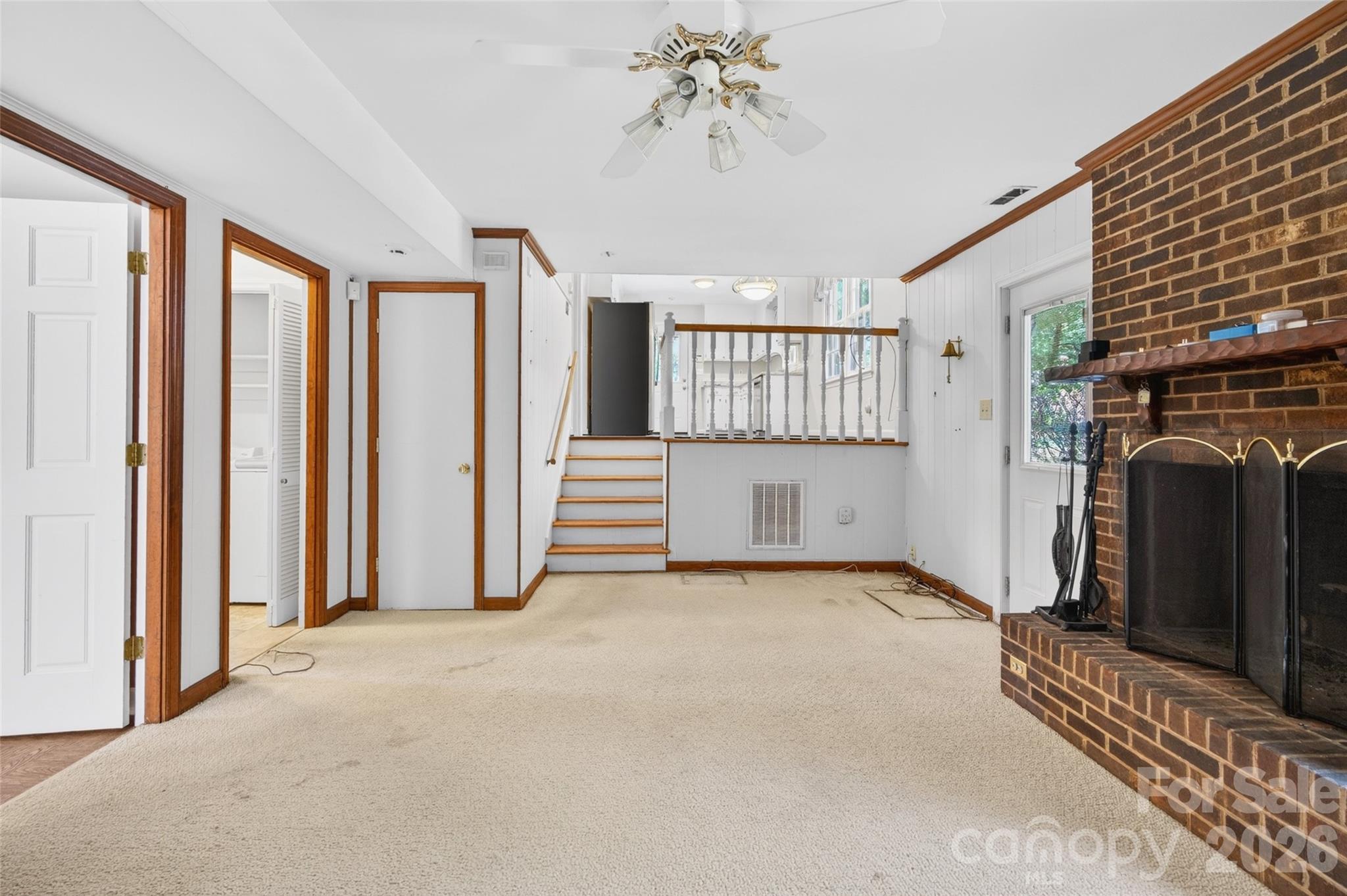 1511 Ormsby Court