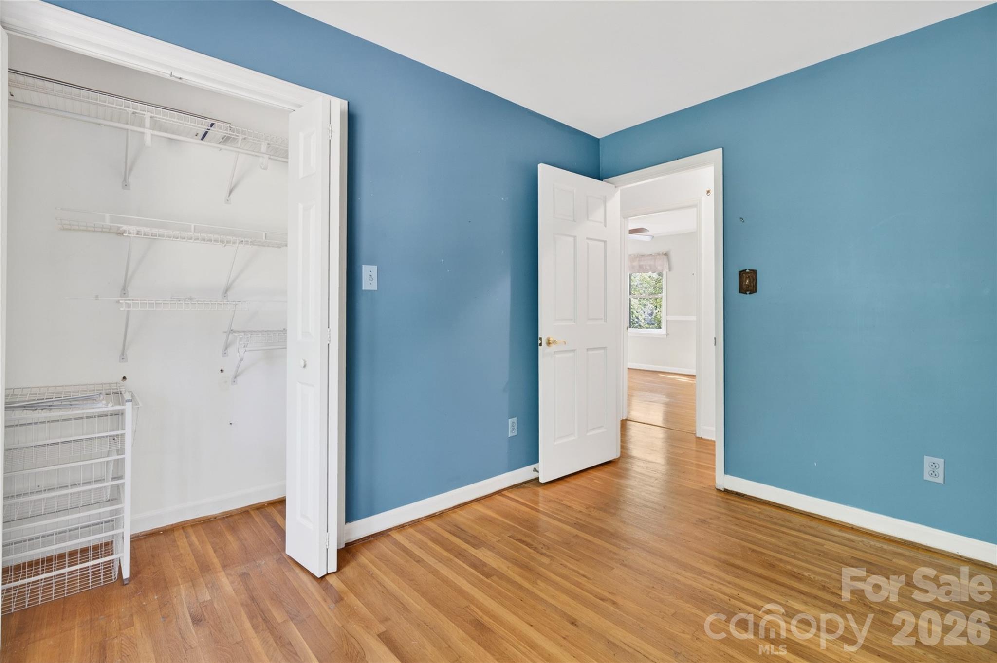 1511 Ormsby Court