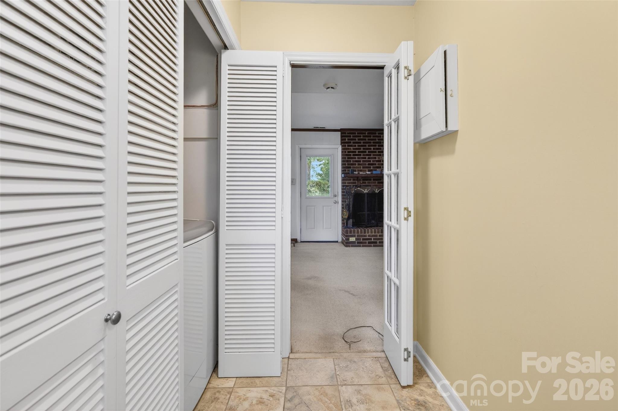 1511 Ormsby Court