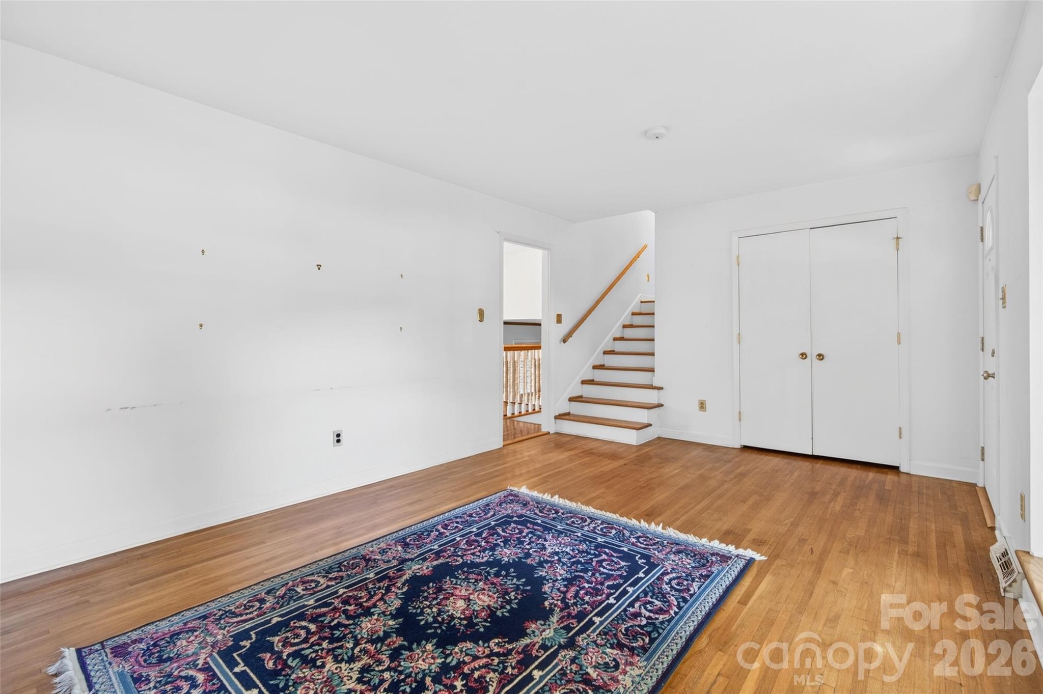 1511 Ormsby Court