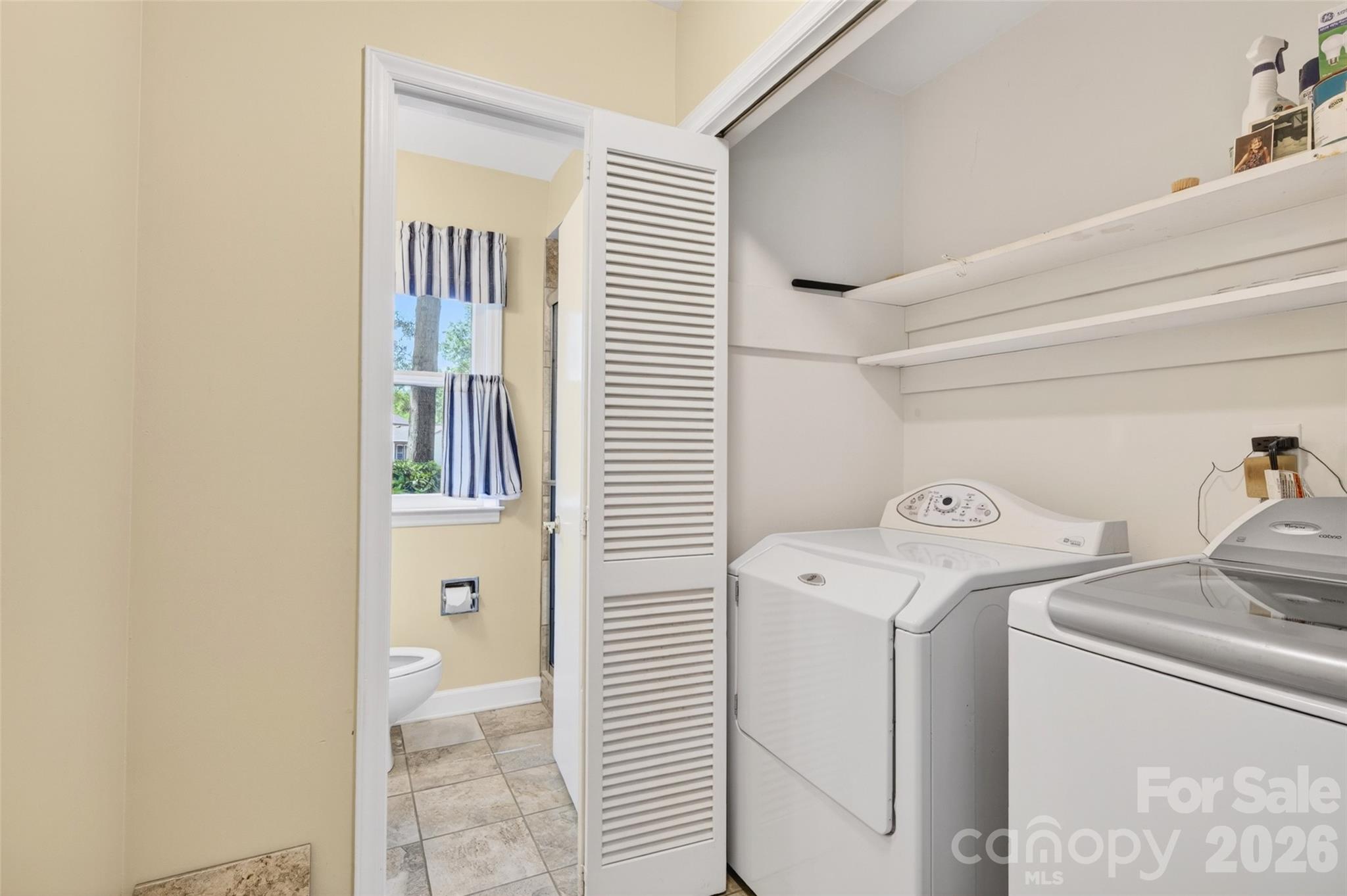 1511 Ormsby Court