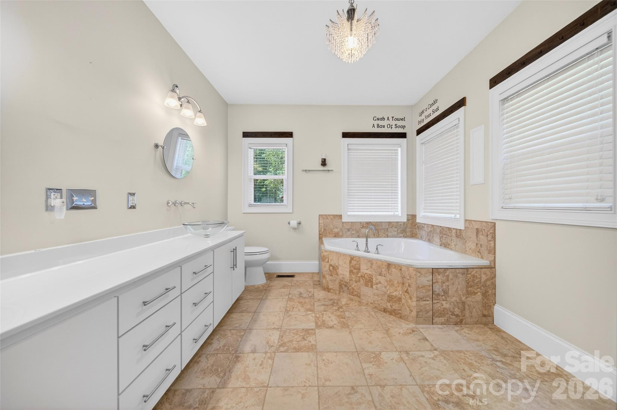 2977 Cabin Creek Drive