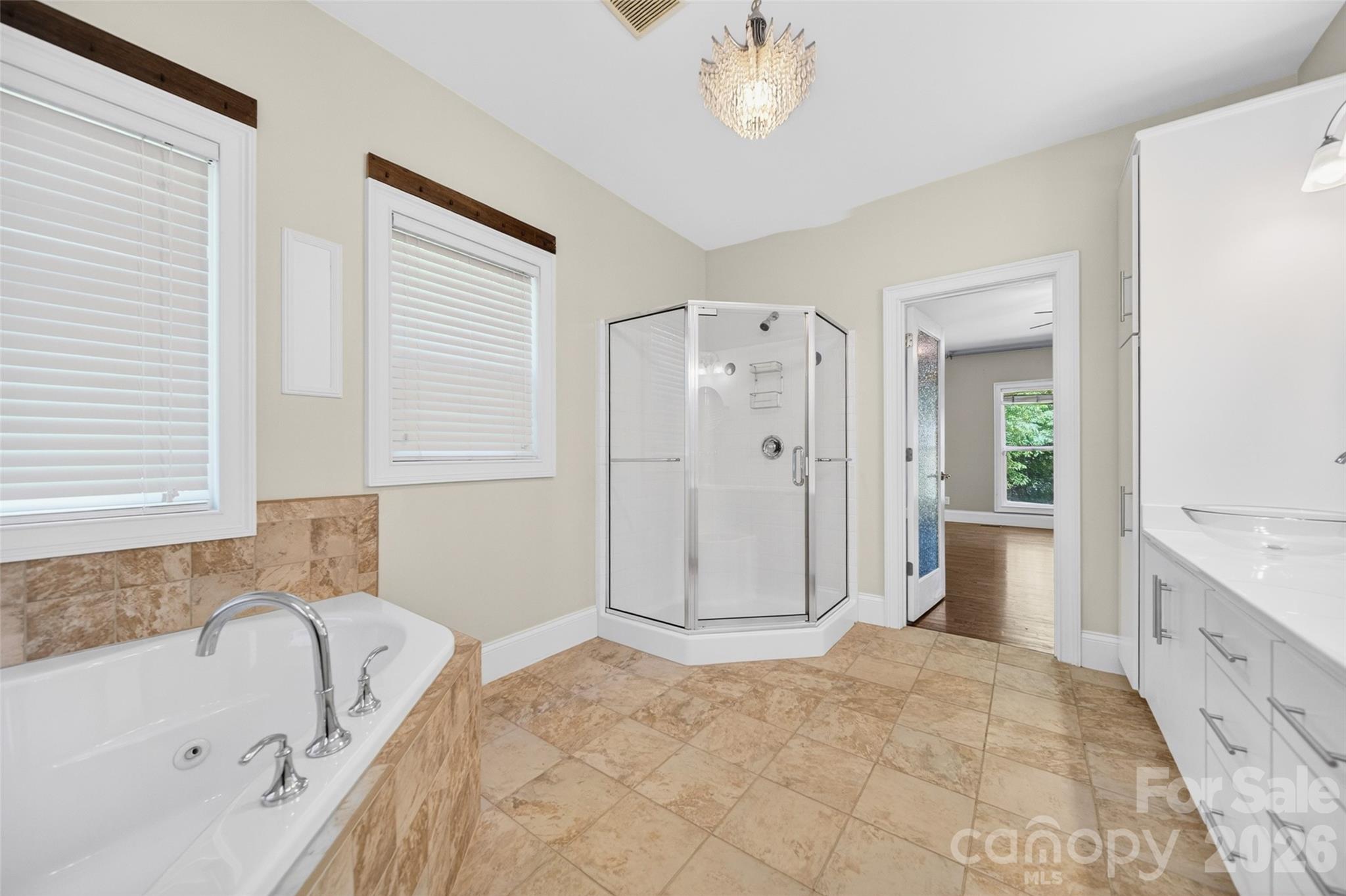 2977 Cabin Creek Drive