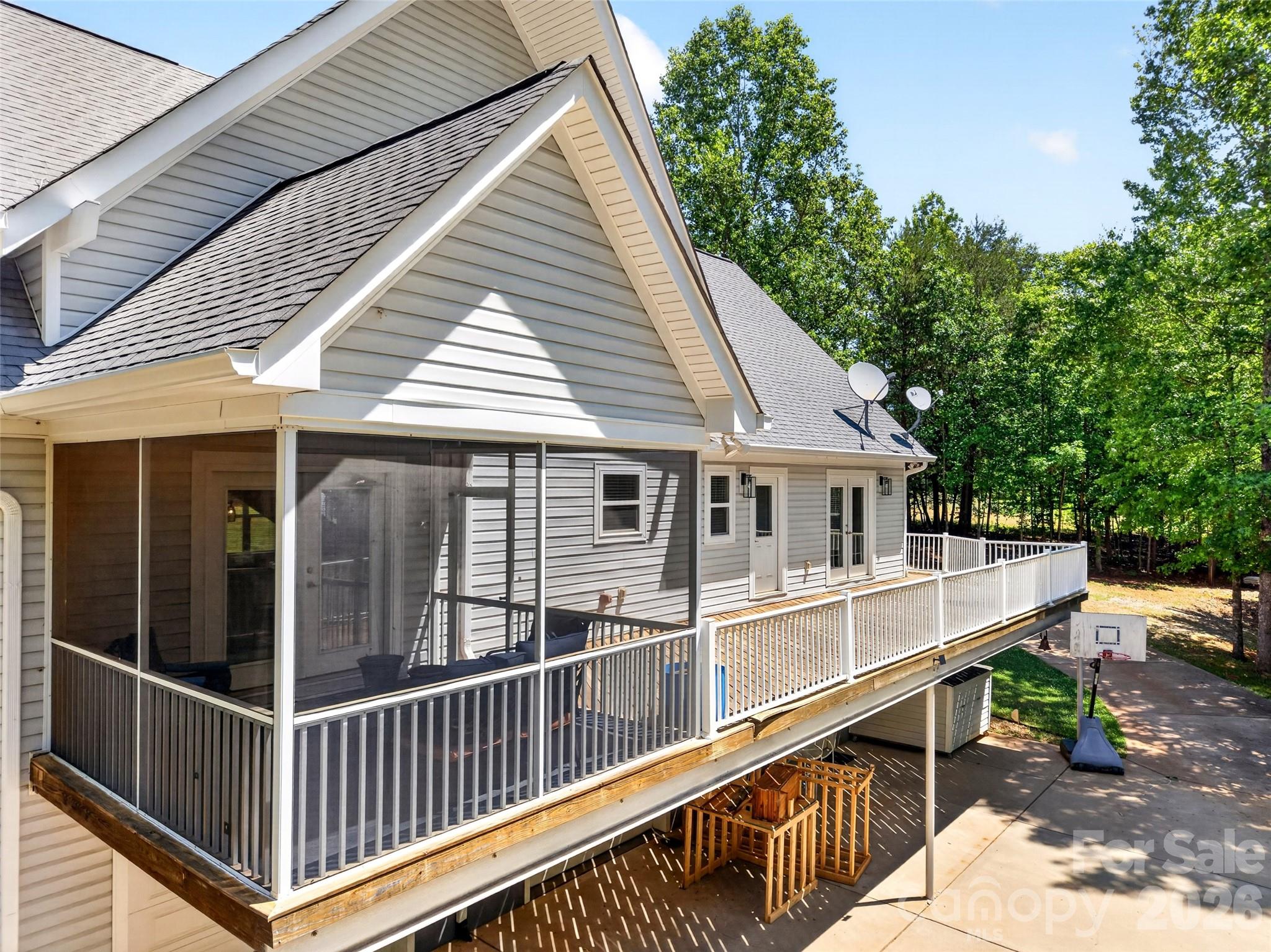2977 Cabin Creek Drive