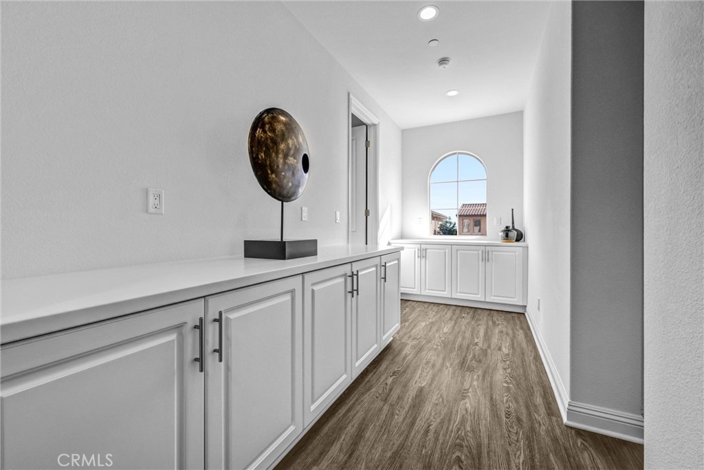 5577 Heritage Oak