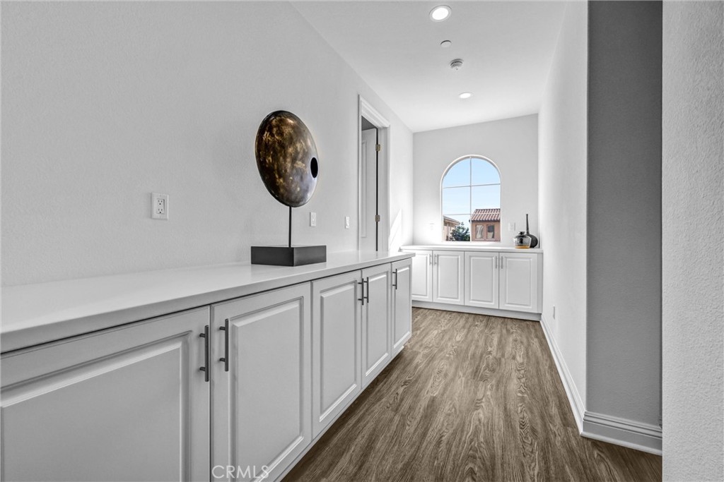 5577 Heritage Oak