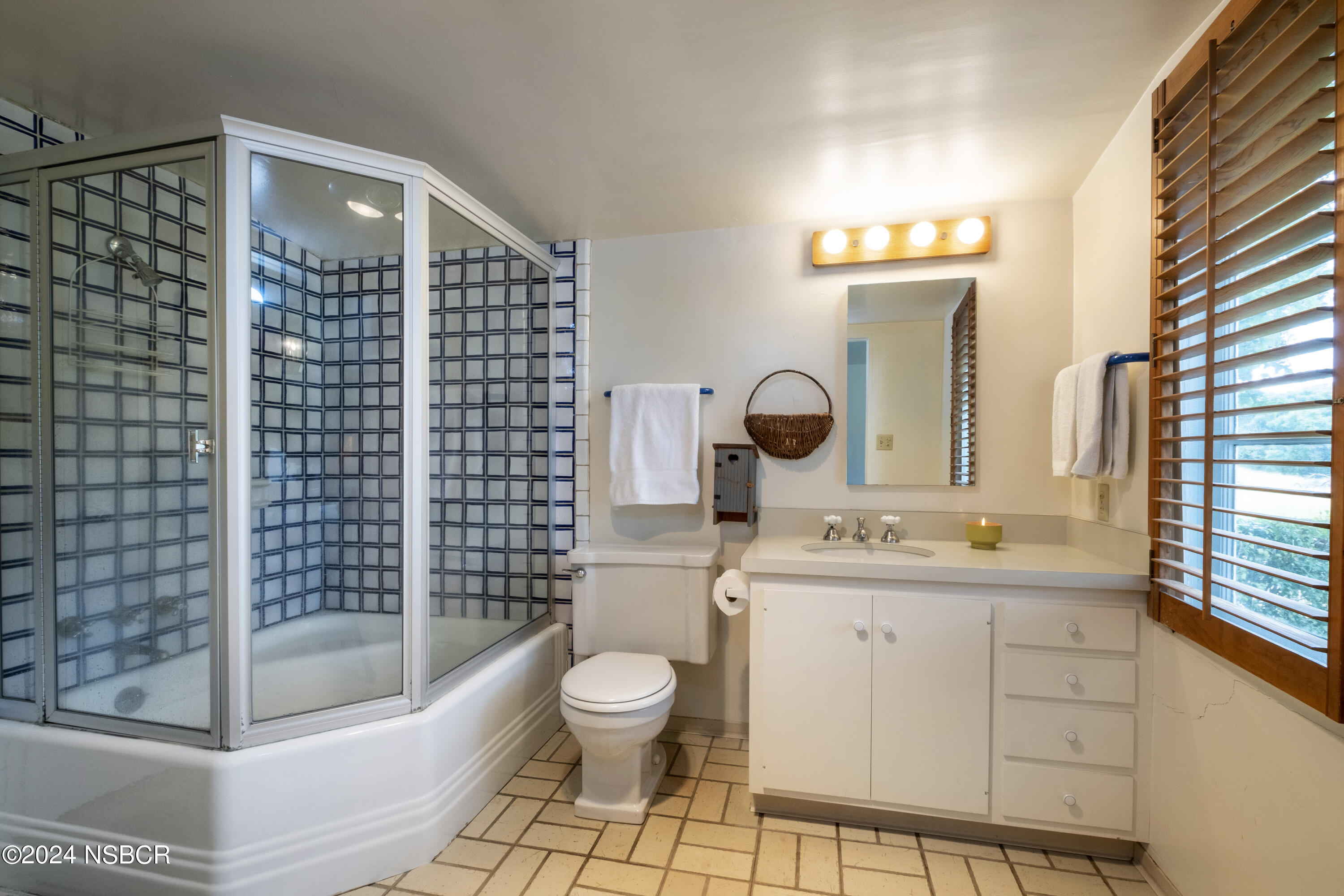 3142 Baseline Ave. Avenue