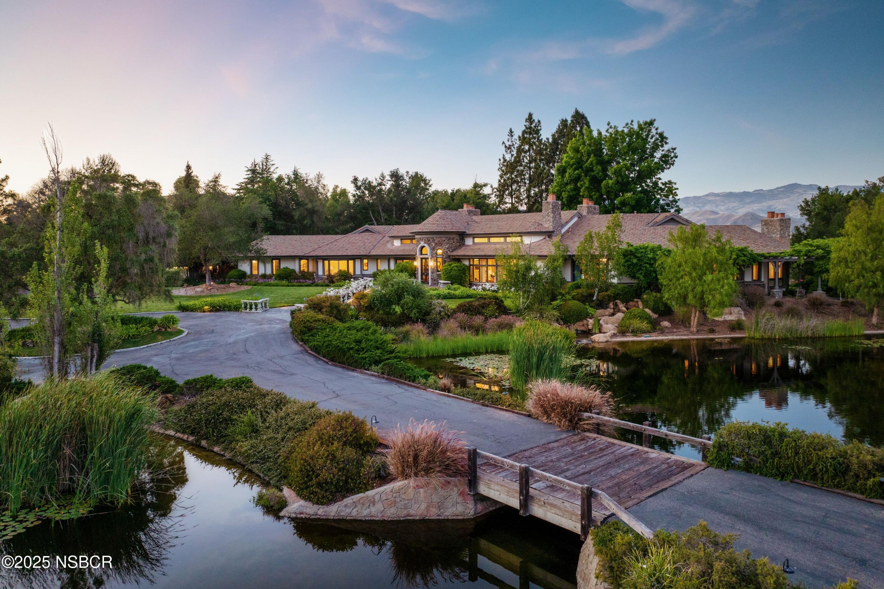 1430 Count Fleet Street