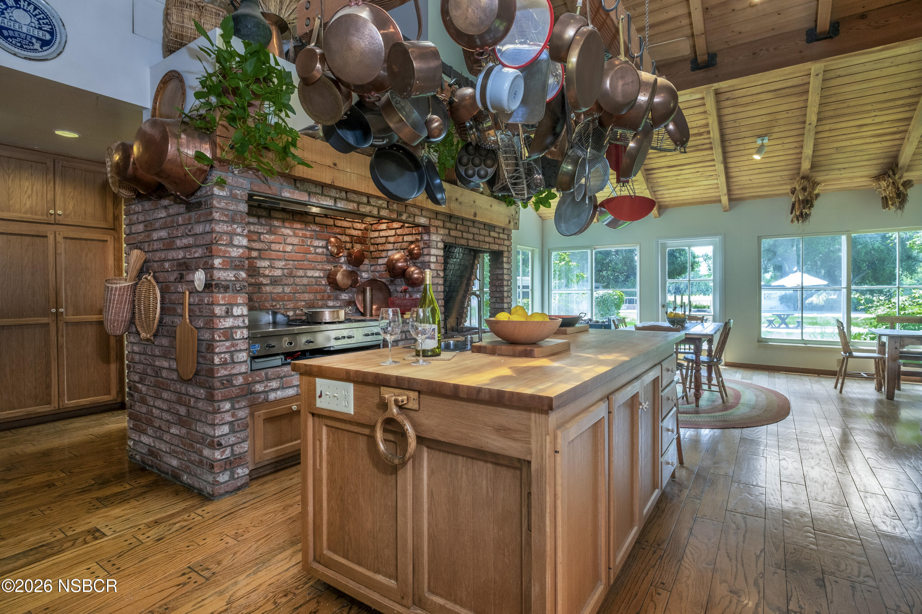 3142 -2 Baseline Ave. Avenue