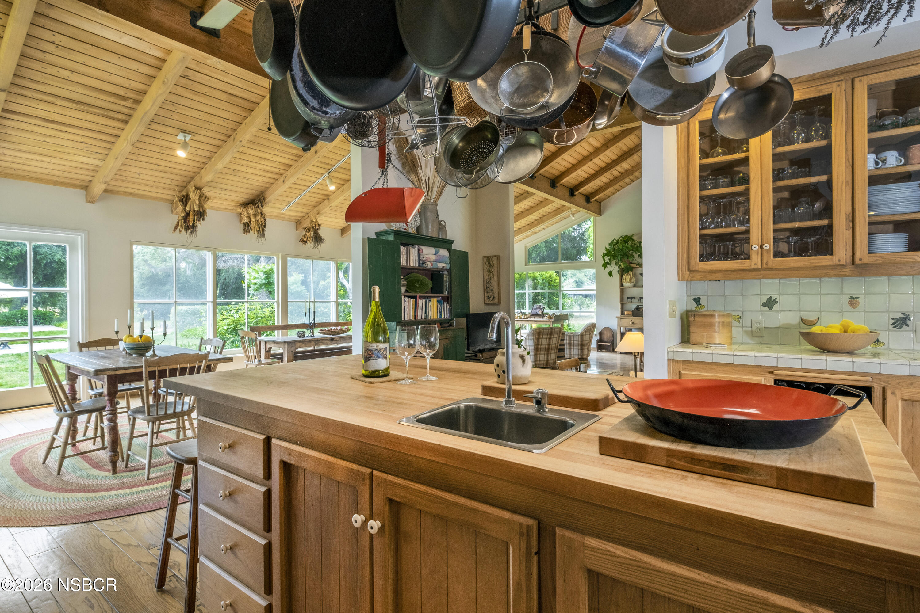 3142 -2 Baseline Ave. Avenue