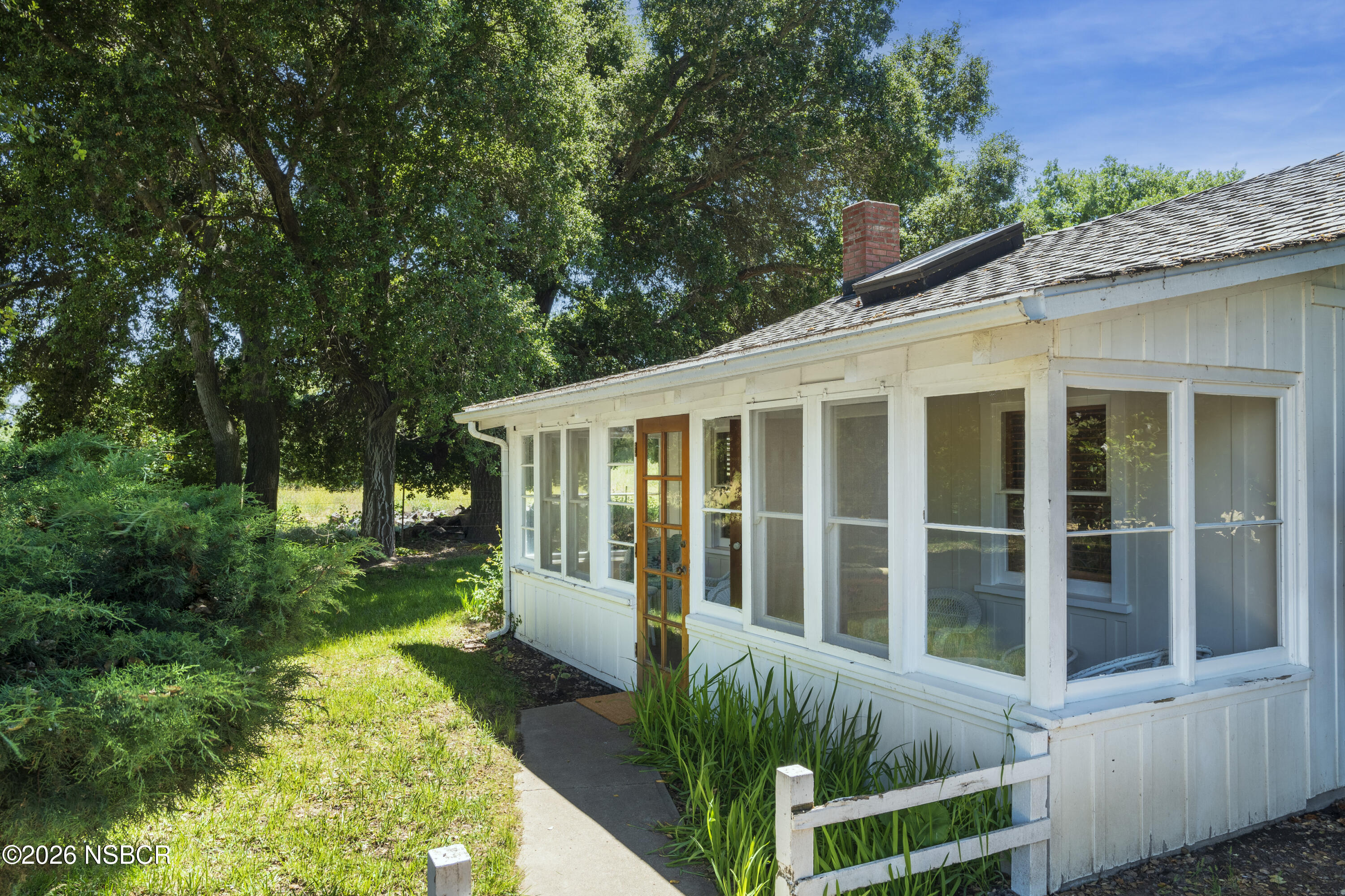 3142 -2 Baseline Ave. Avenue
