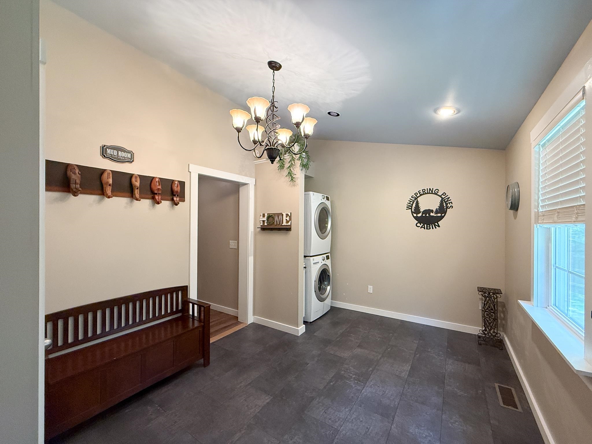 323 DEER TRAIL DR