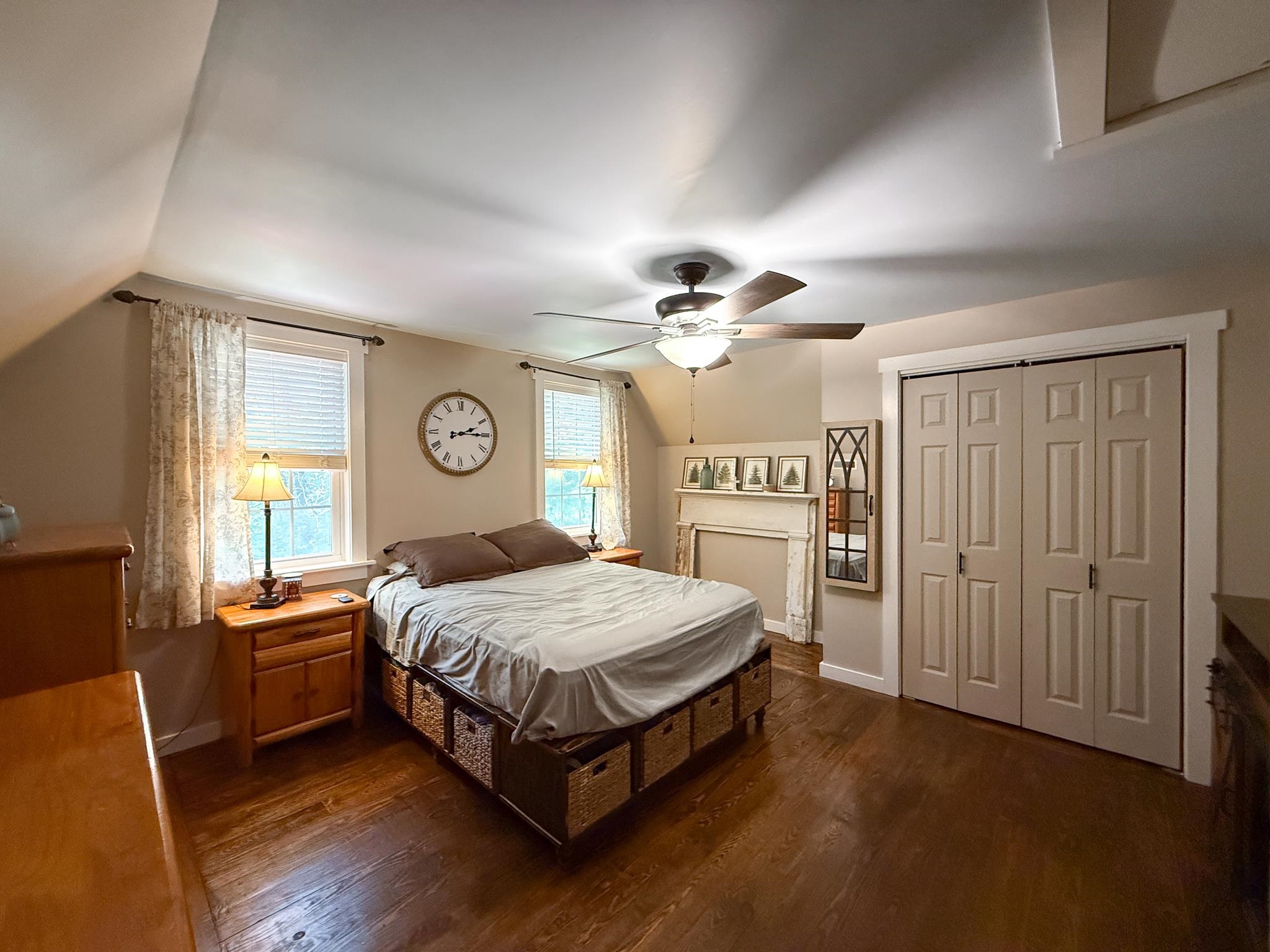 323 DEER TRAIL DR