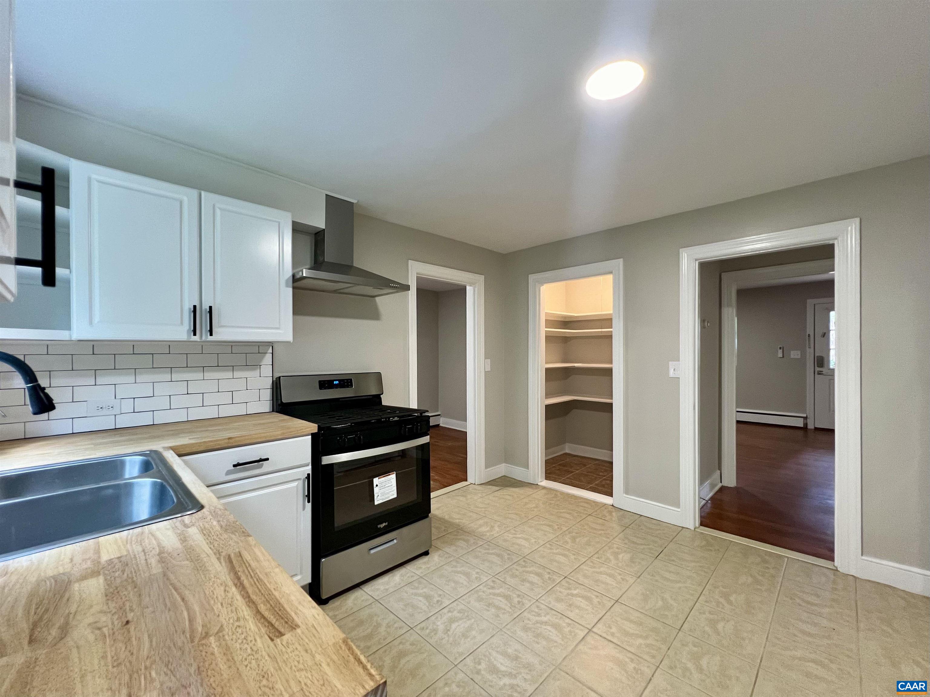 2525 WOODLAND DR Unit: A