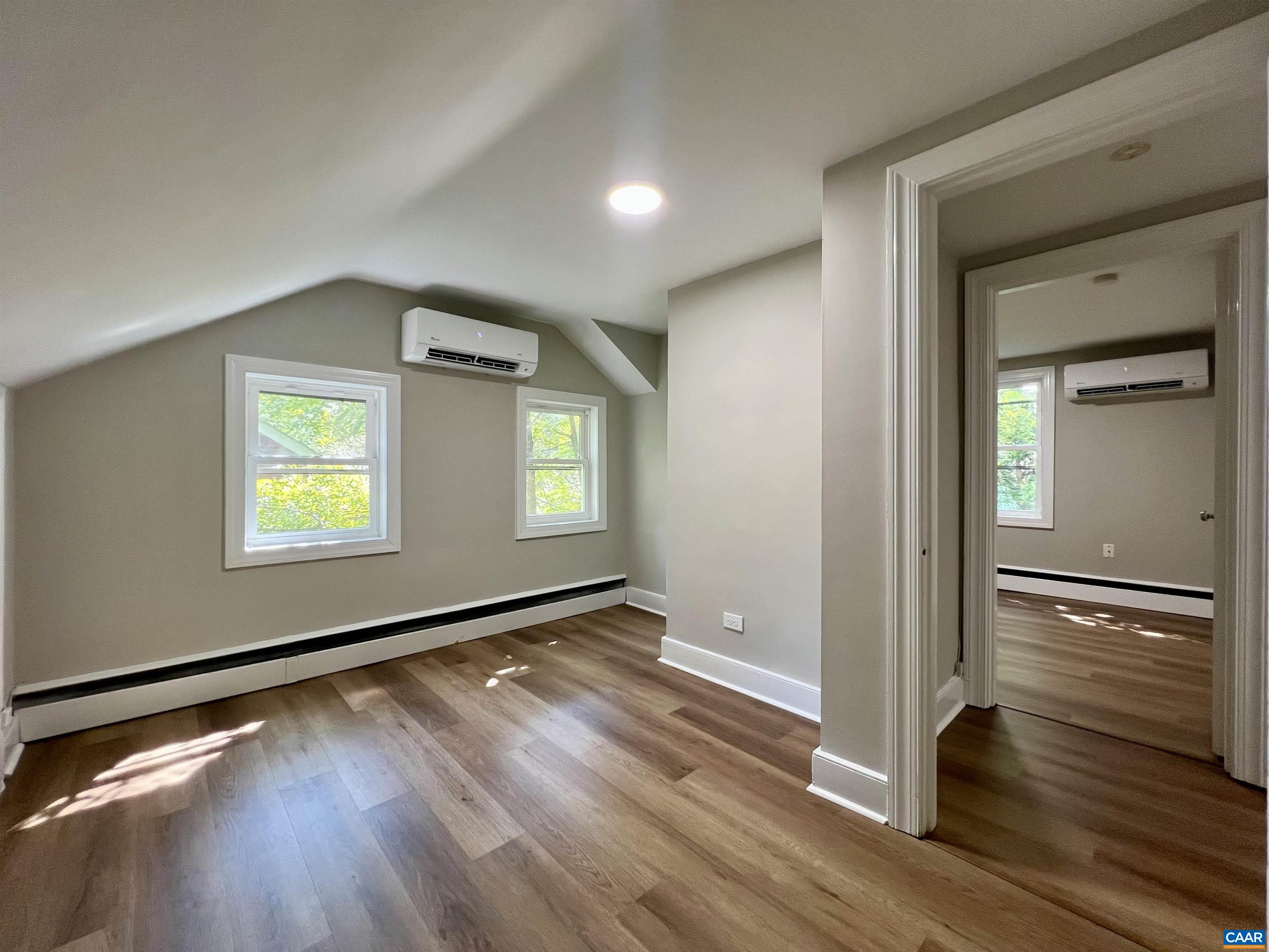 2525 WOODLAND DR Unit: B