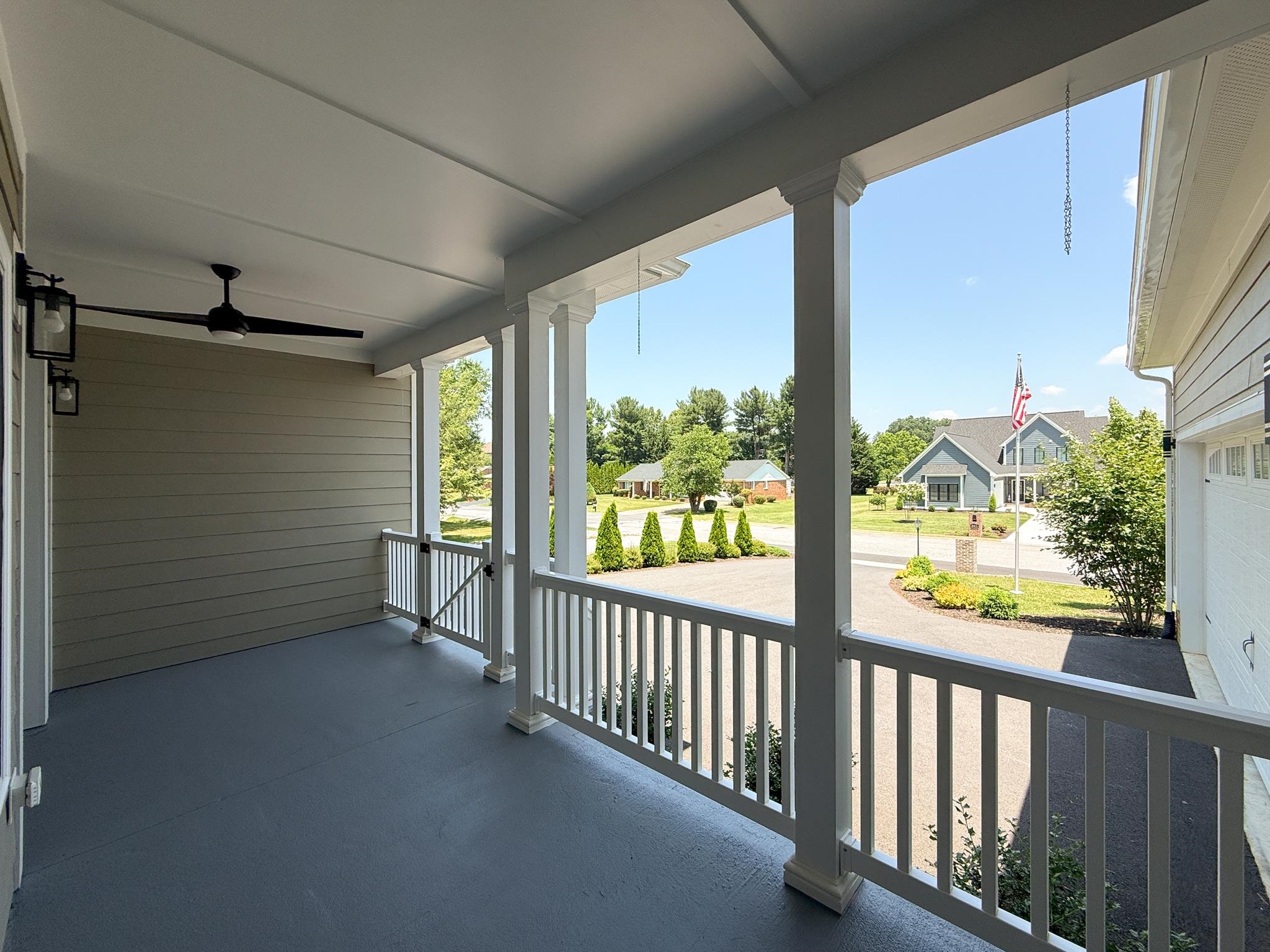 312 STONEWALL DR