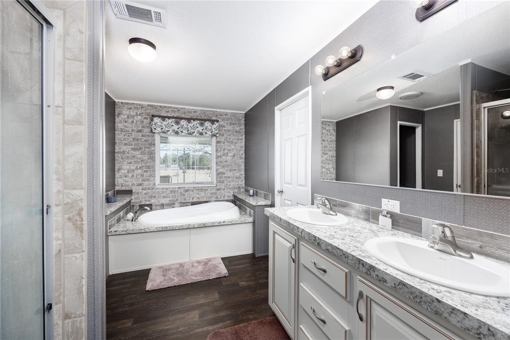 5300 SW COUNTY ROAD 791