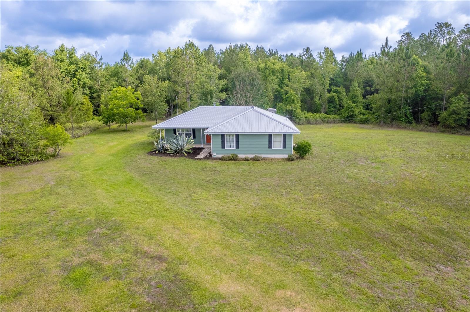 8225 SW COUNTY ROAD 796