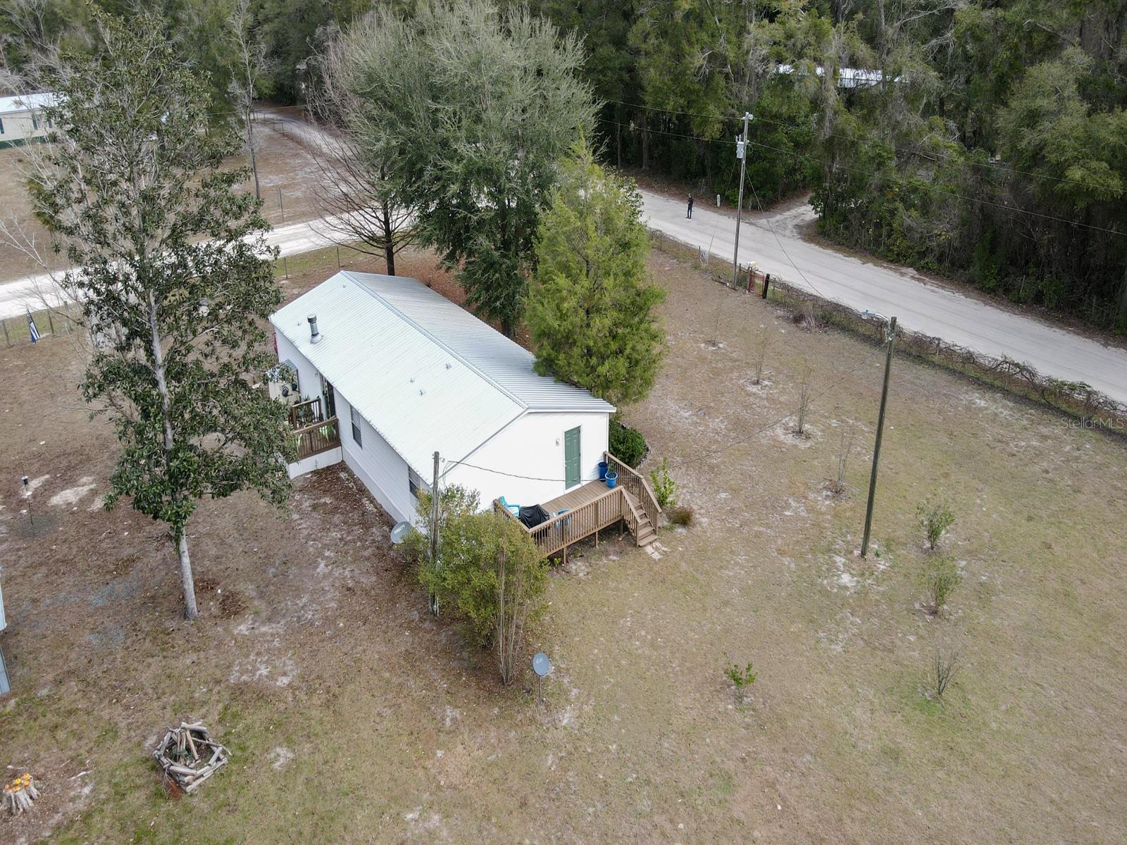 128 SW NANTUCKETT PL