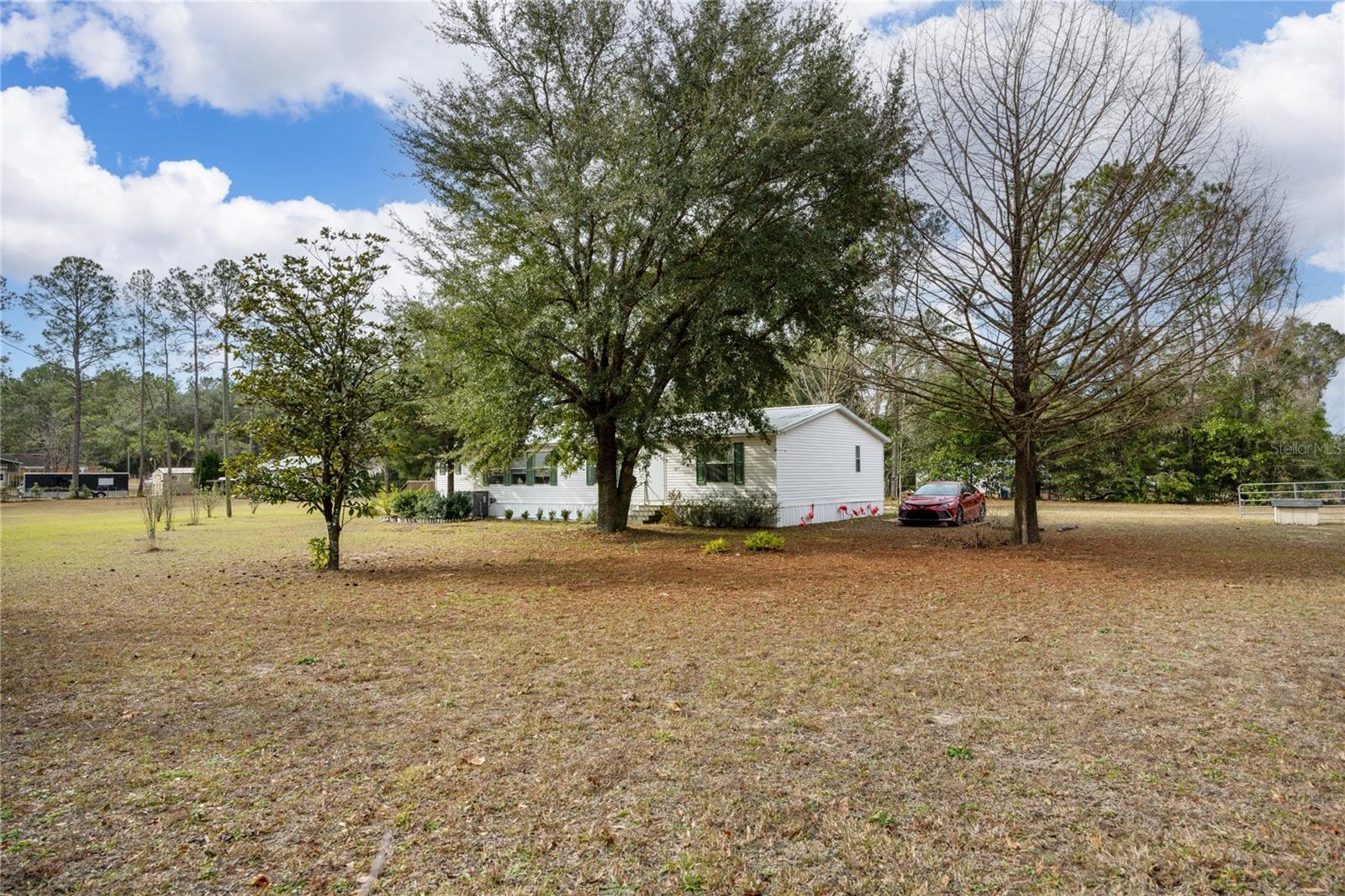 128 SW NANTUCKETT PL