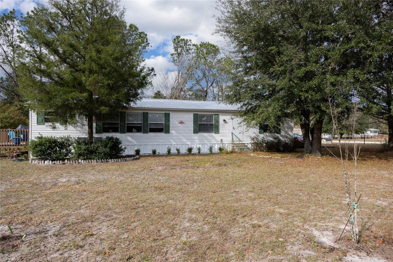 128 SW NANTUCKETT PL