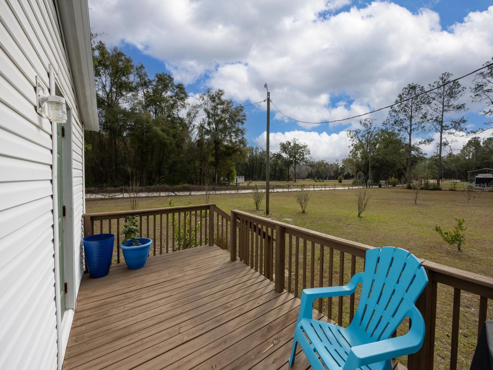 128 SW NANTUCKETT PL