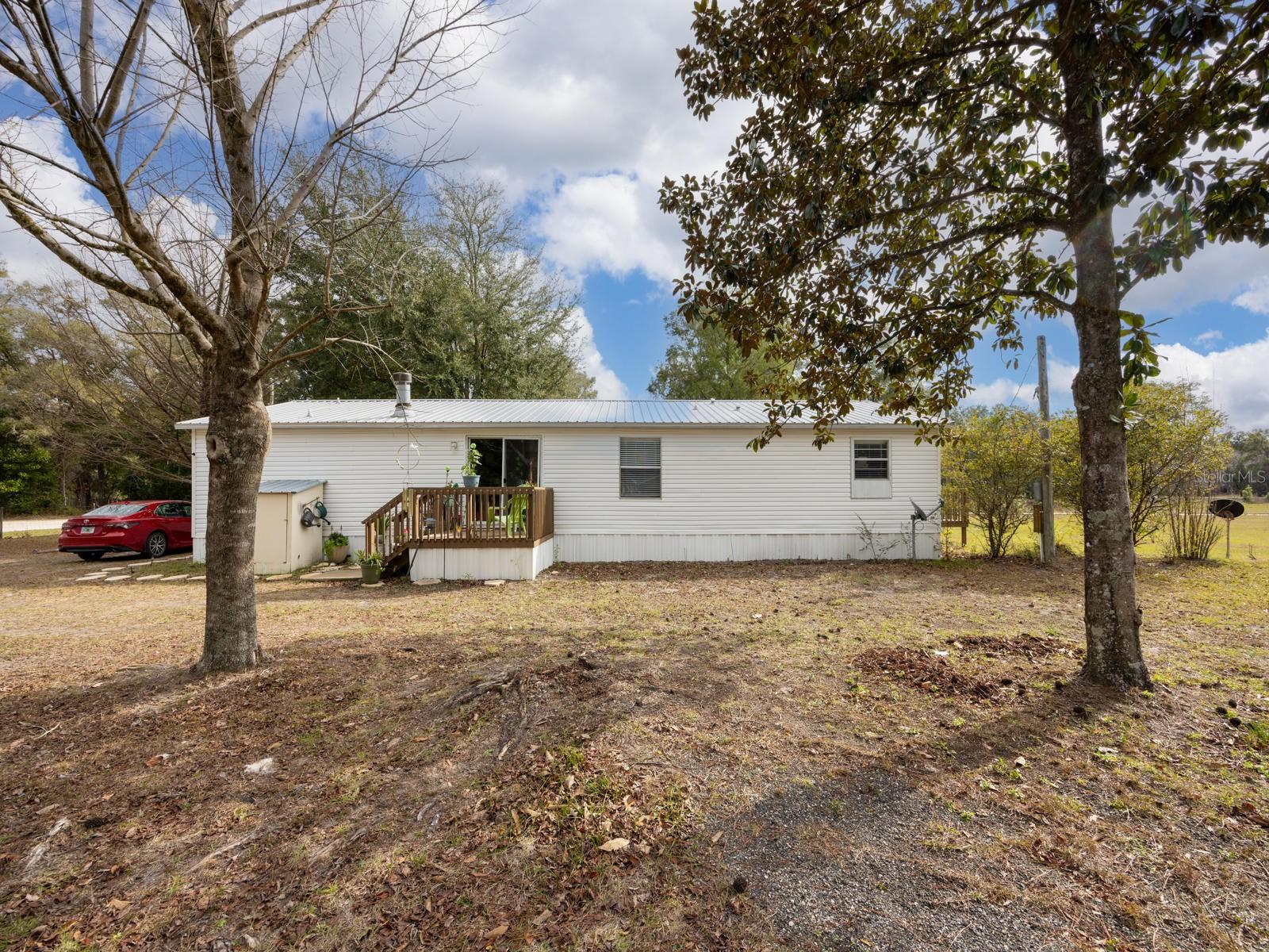 128 SW NANTUCKETT PL