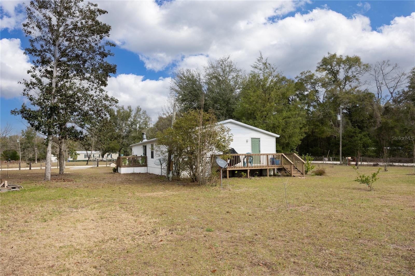 128 SW NANTUCKETT PL