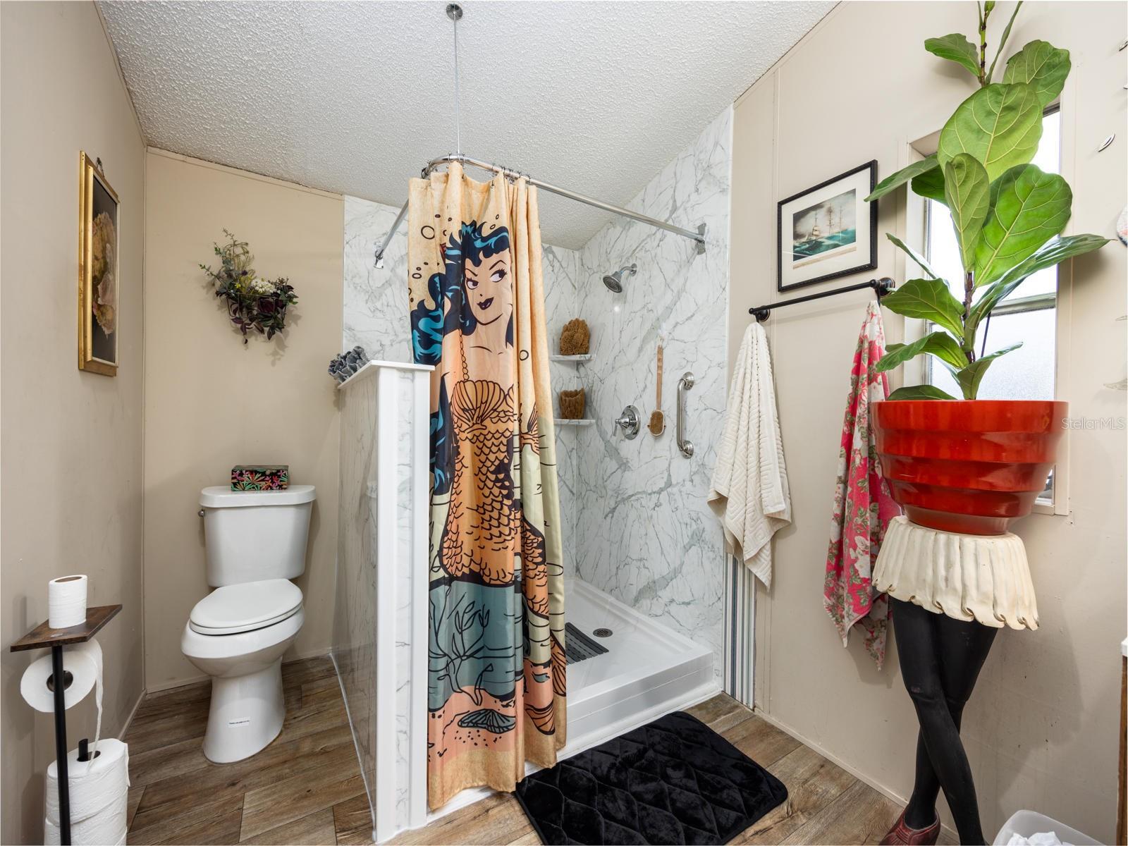 128 SW NANTUCKETT PL