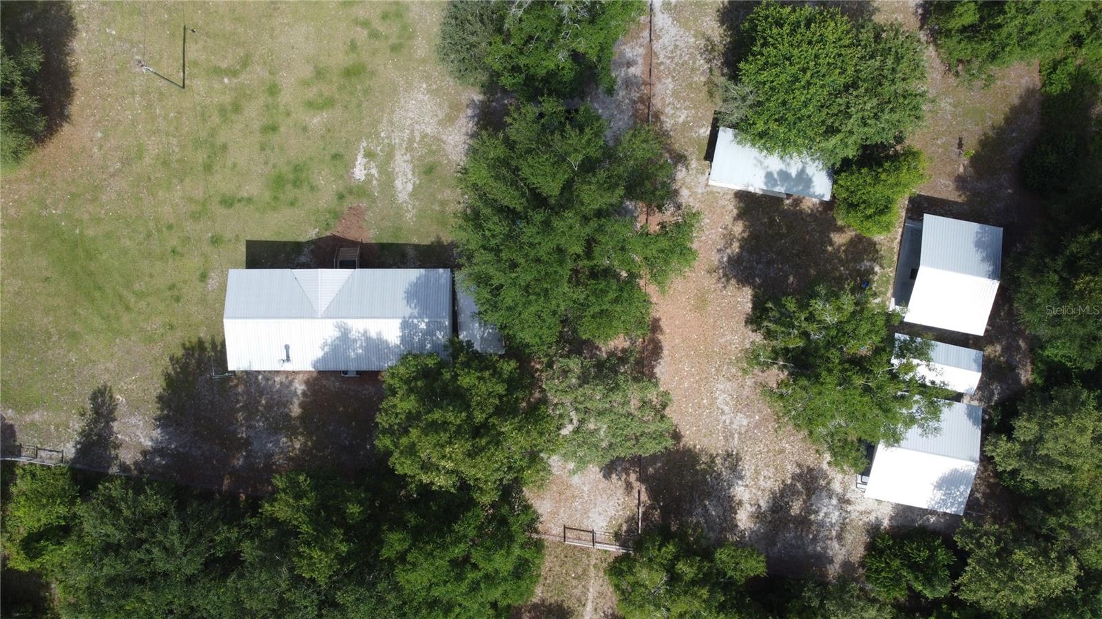 397 SW CANTALOUPE AVE