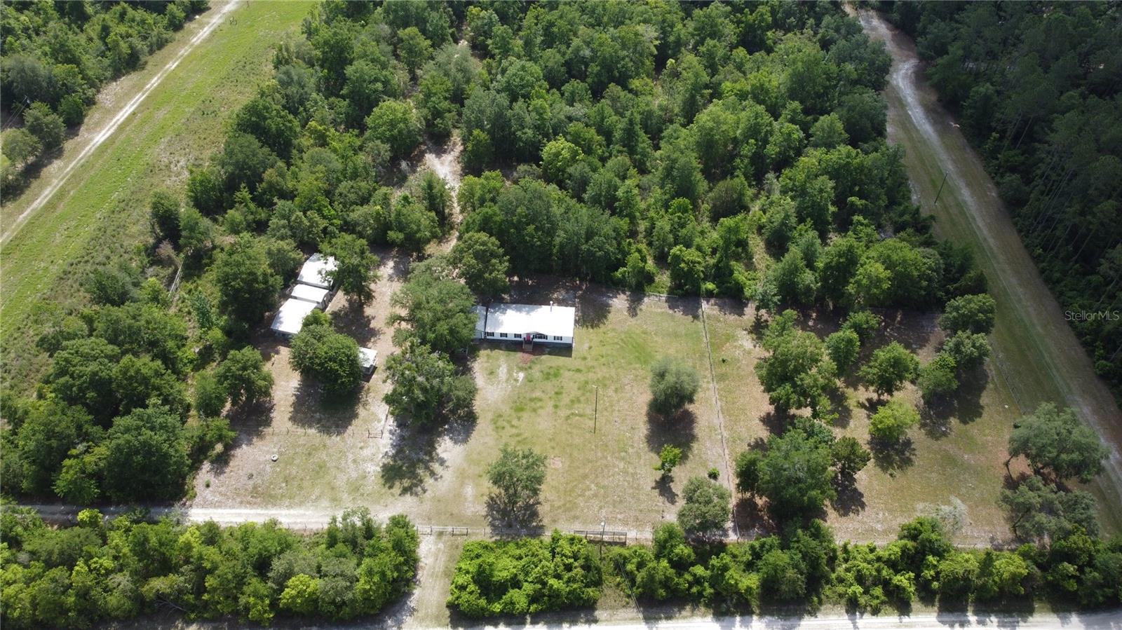 397 SW CANTALOUPE AVE