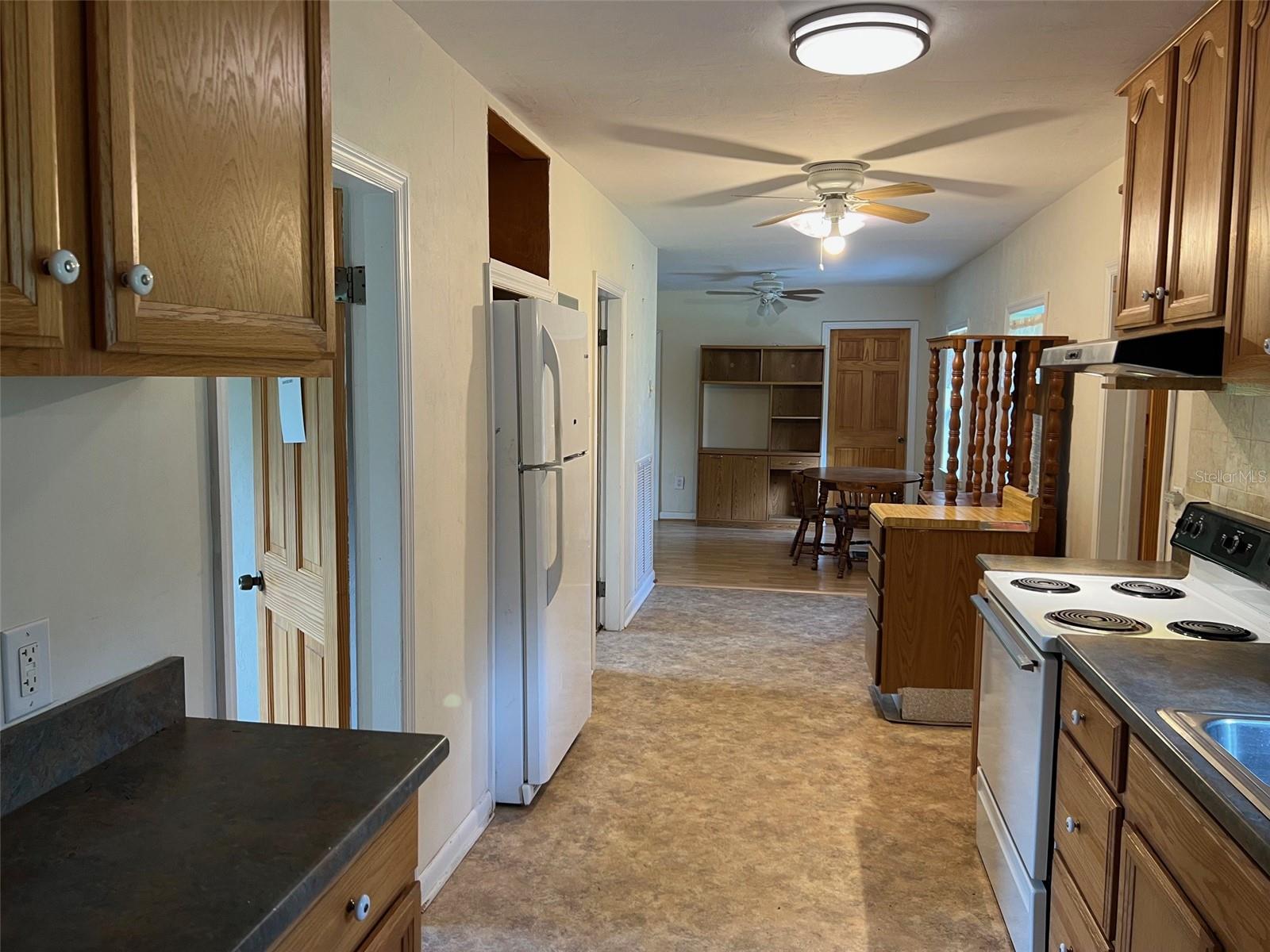 16431 NW US HIGHWAY 441