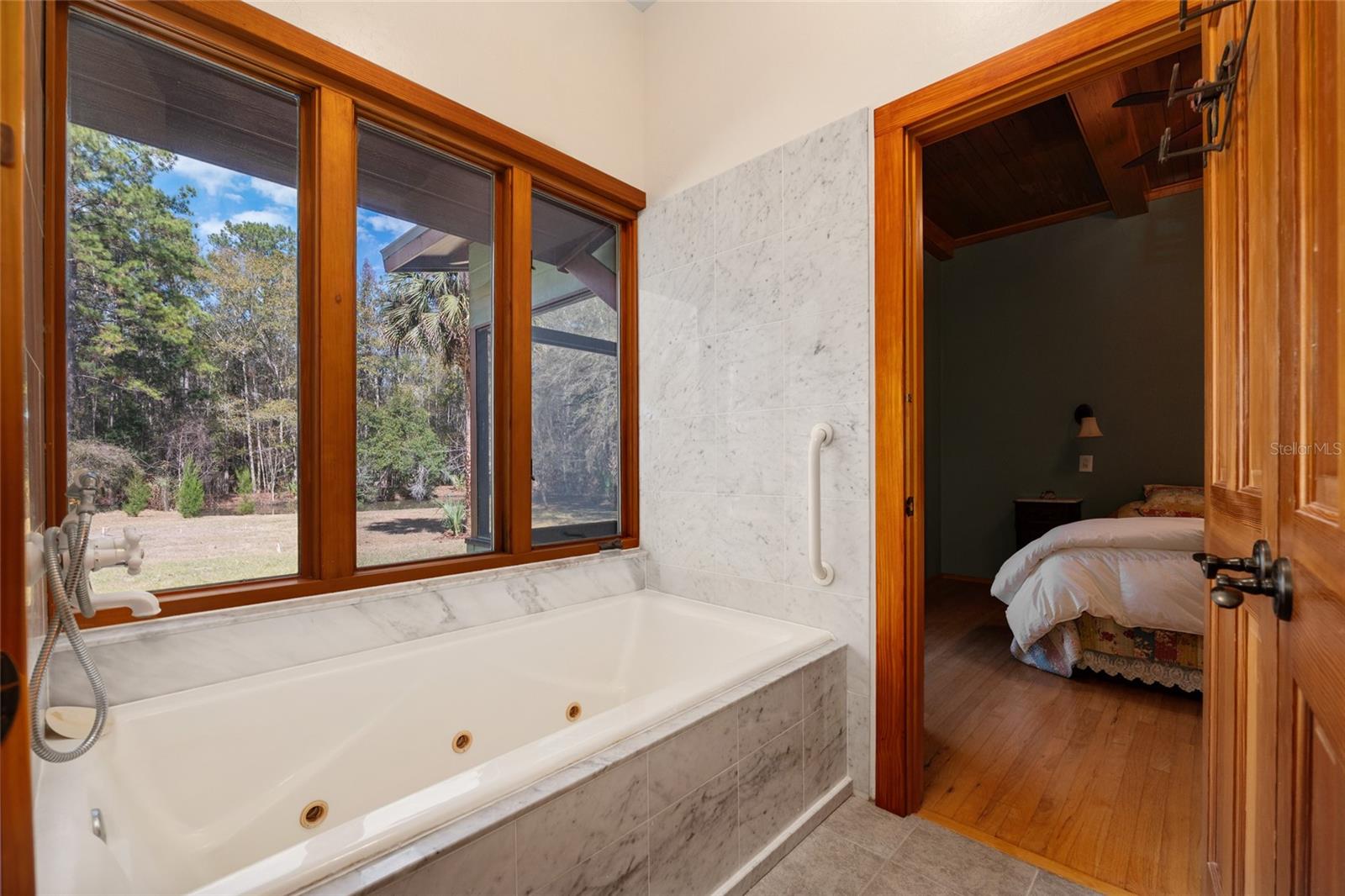 21736 NW 75TH AVENUE RD