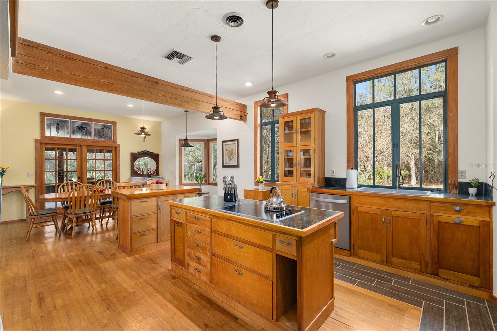 21736 NW 75TH AVENUE RD