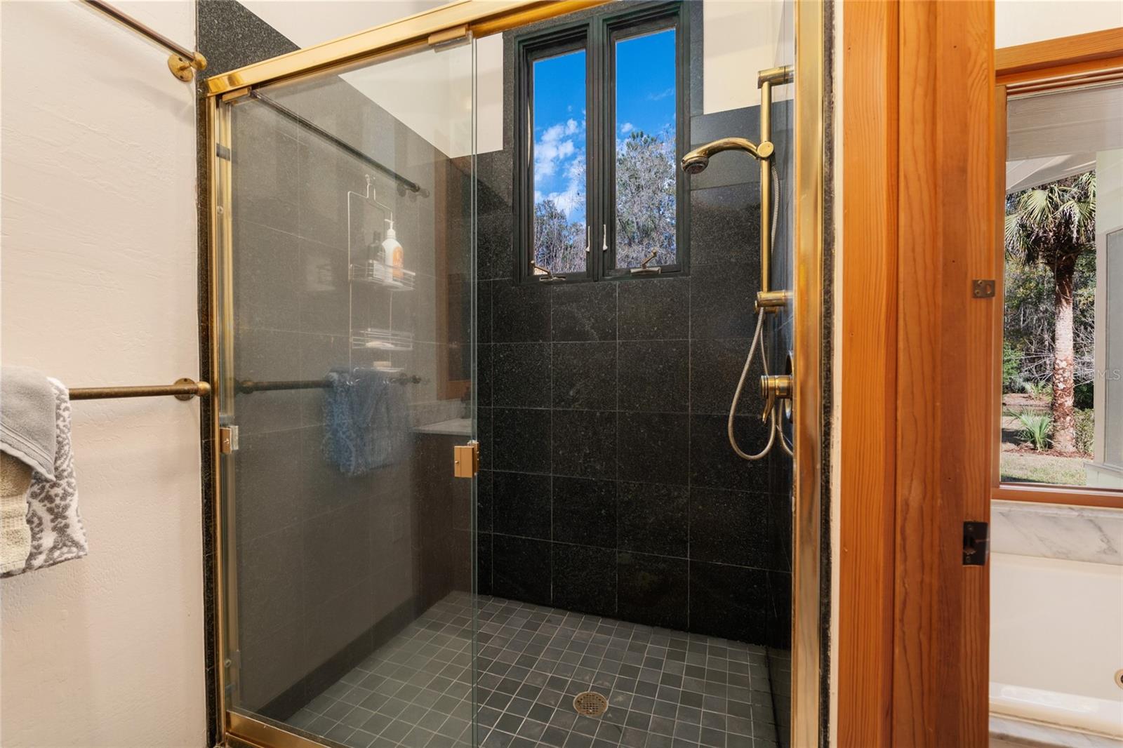 21736 NW 75TH AVENUE RD