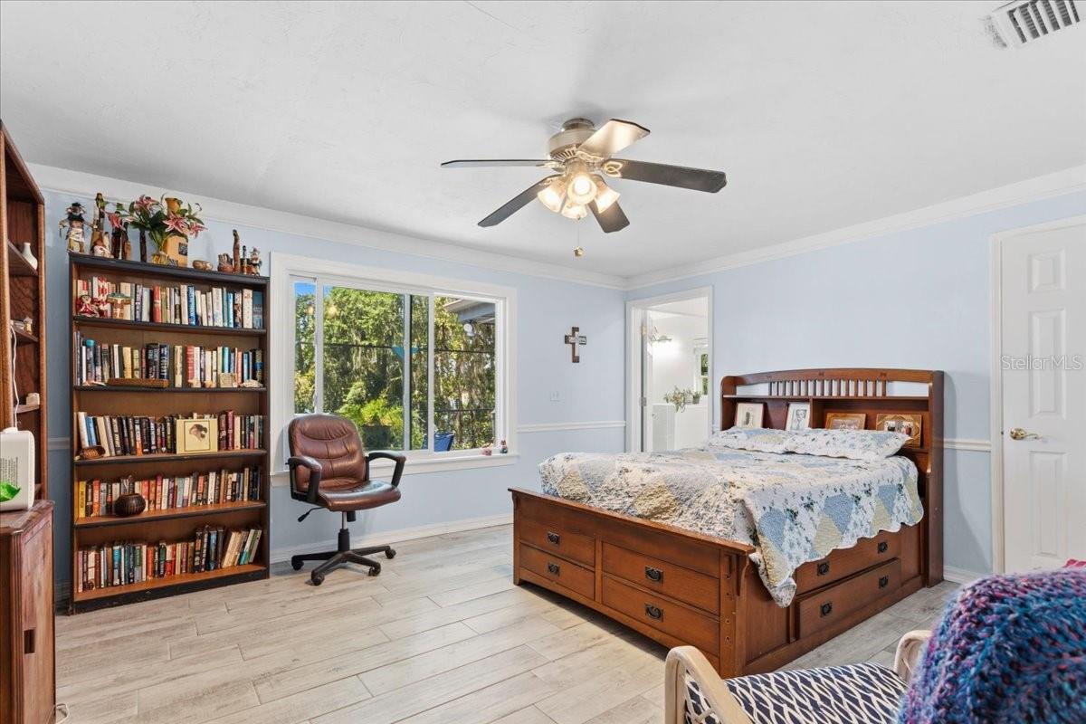 8386 AUSTIN RD