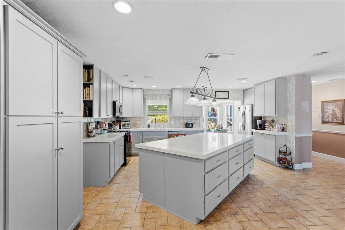 8386 AUSTIN RD