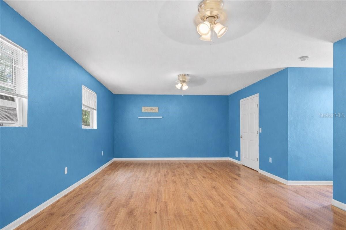 8386 AUSTIN RD