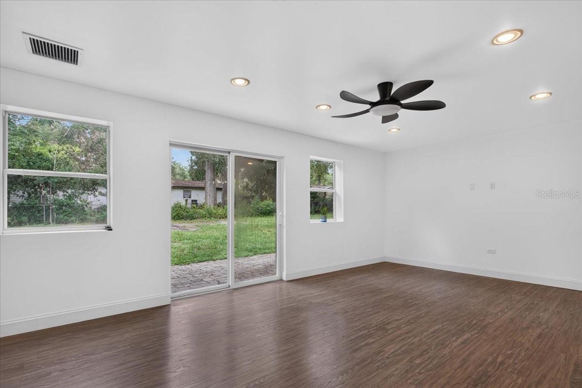 200 SW 264TH ST