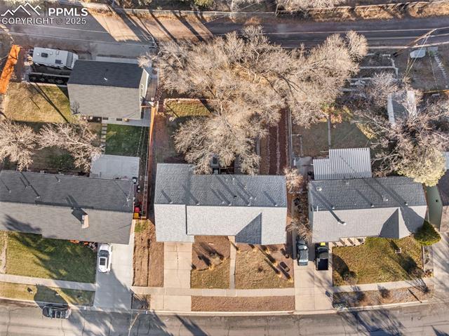 833 Crown Ridge Drive