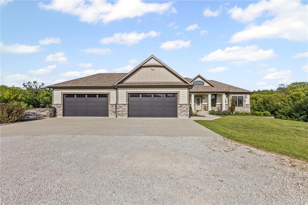 6588 Hughes Road