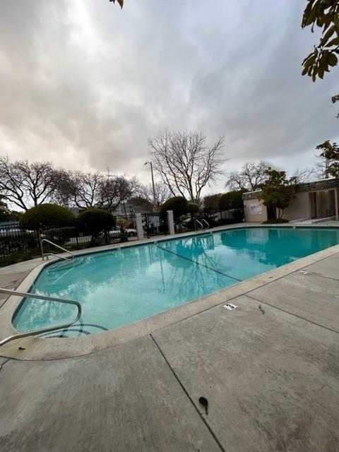 920 Maria LN