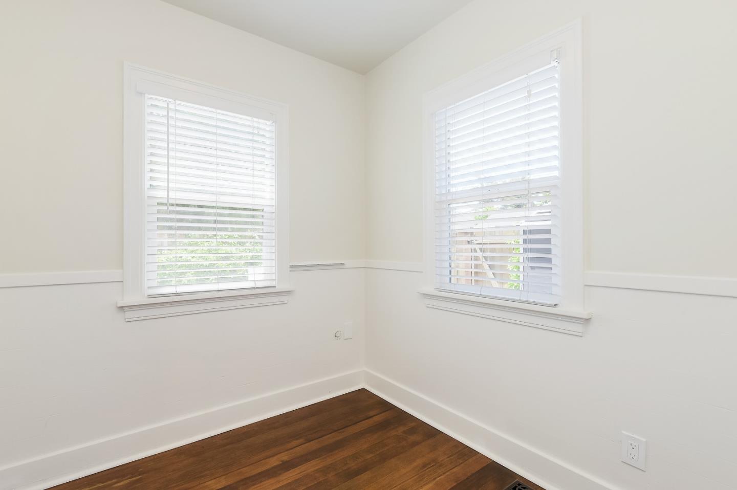 300 E Mc Kinley AVE