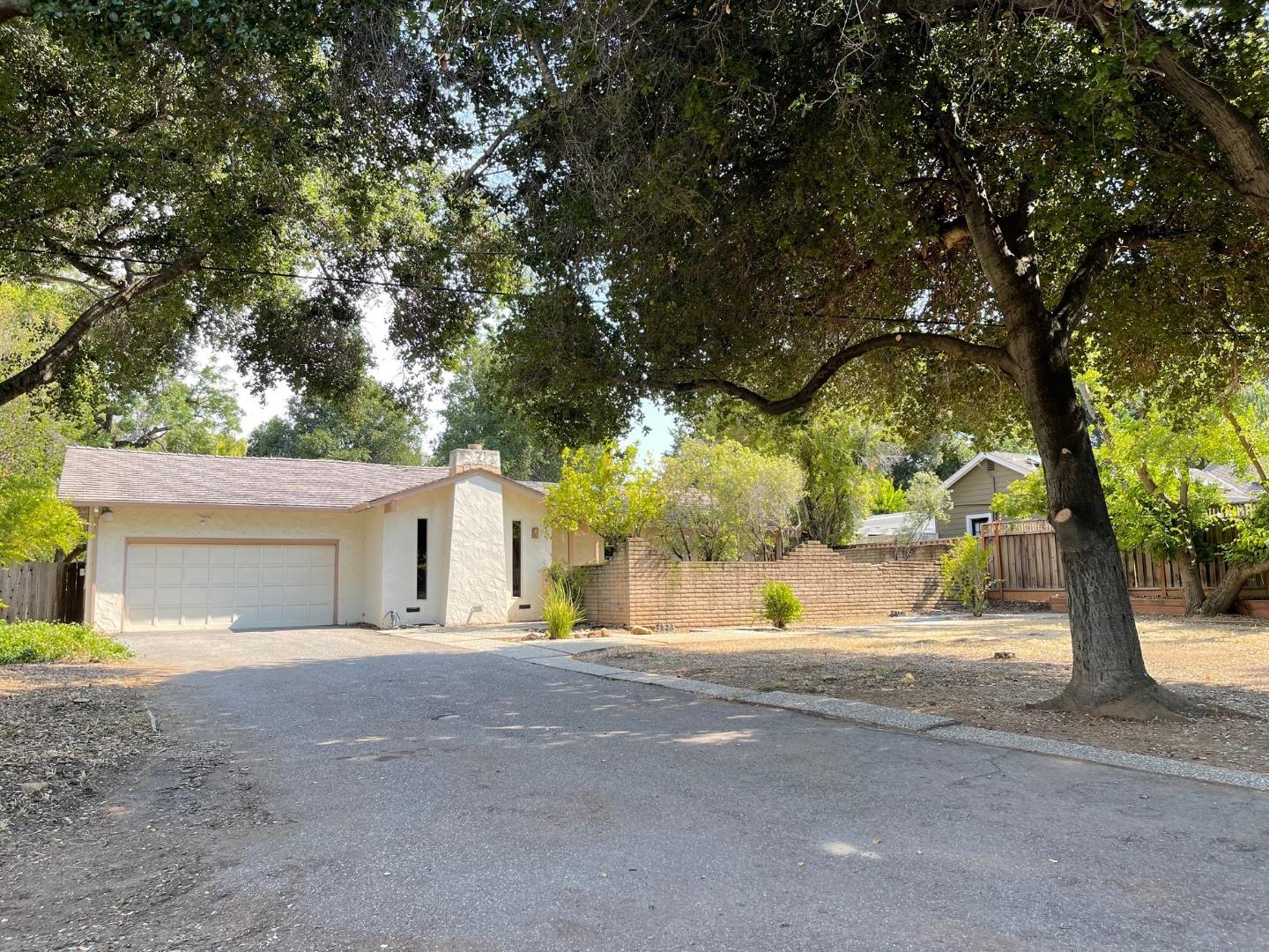 13044 Houston CT