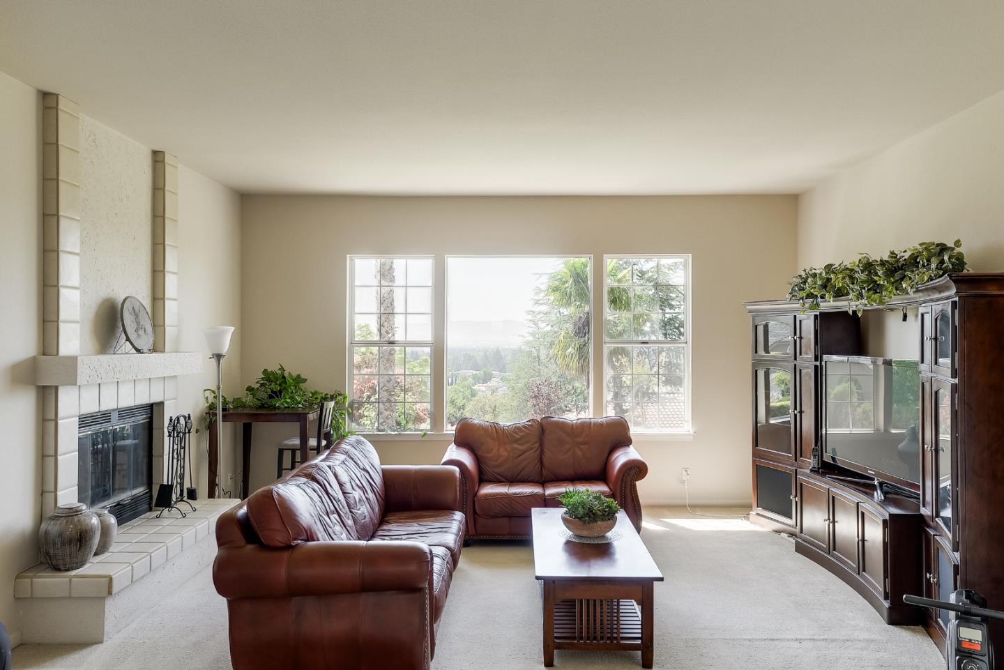 3477 Ambra WAY