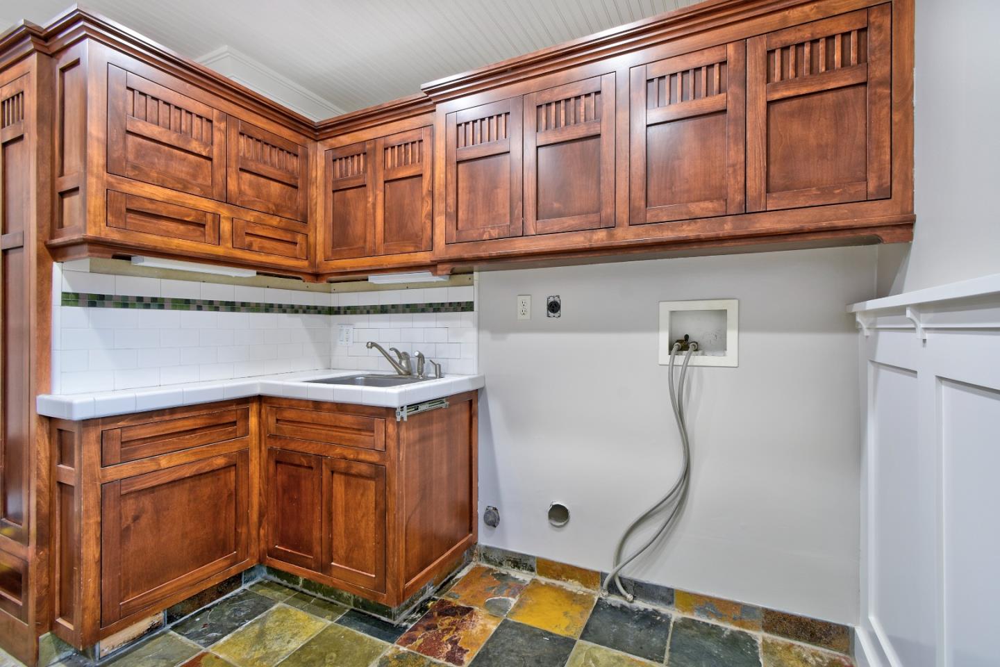 1026 Yorktown DR
