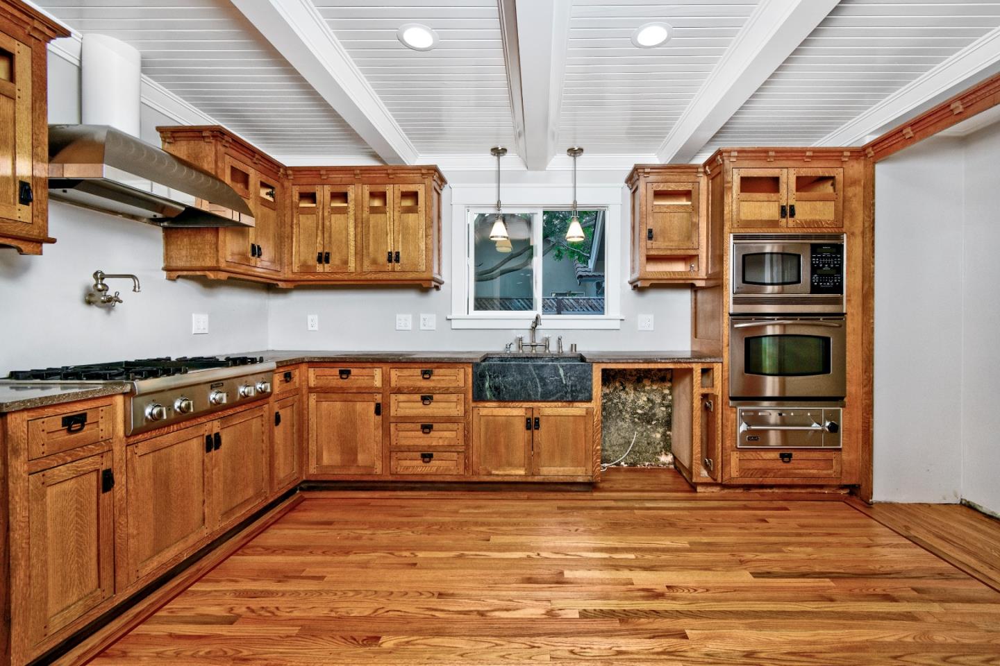1026 Yorktown DR