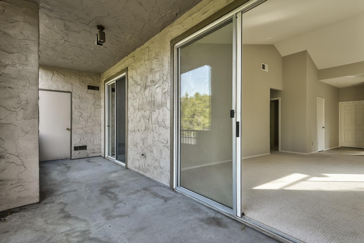 75 Hobson ST 1B