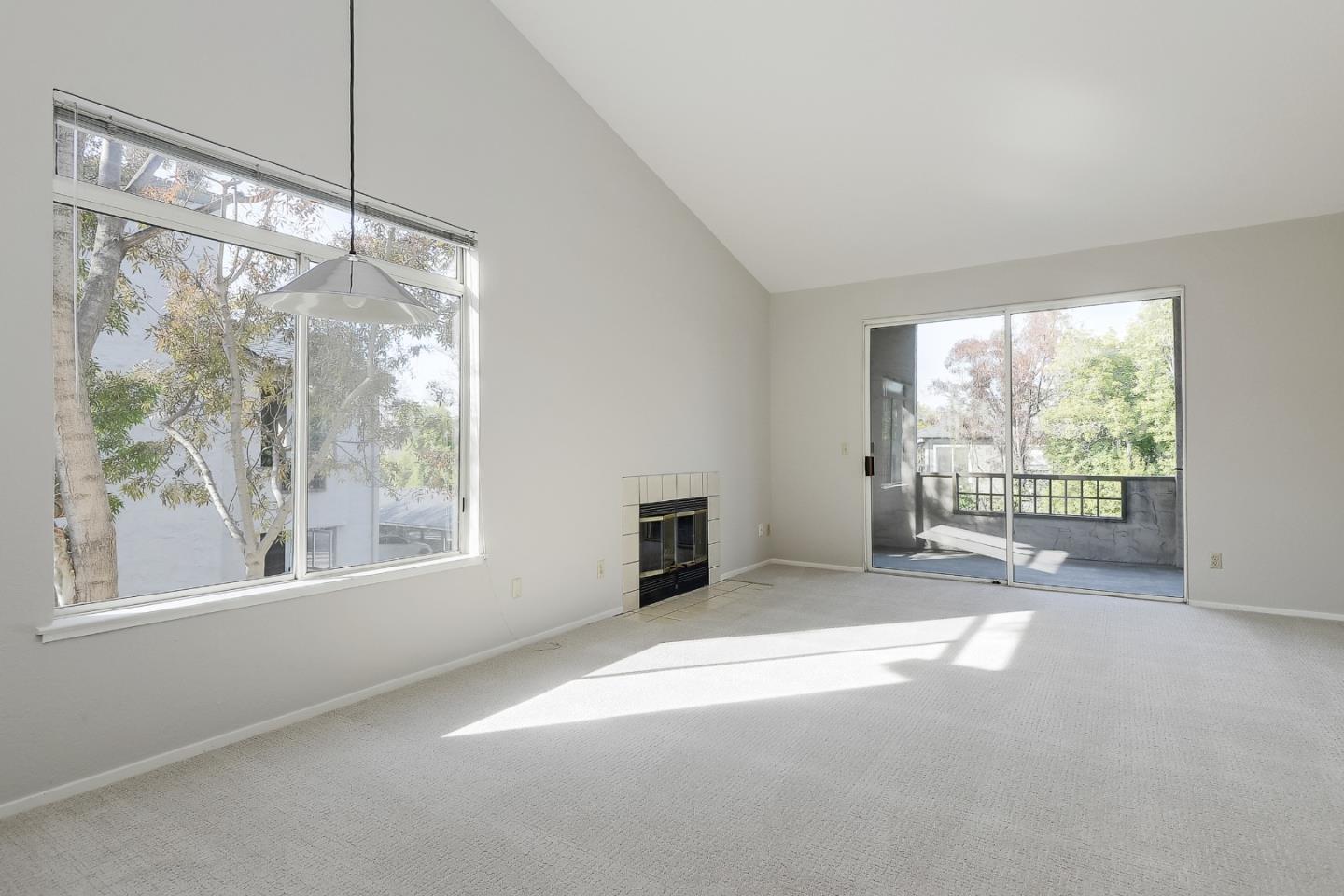 75 Hobson ST 1B