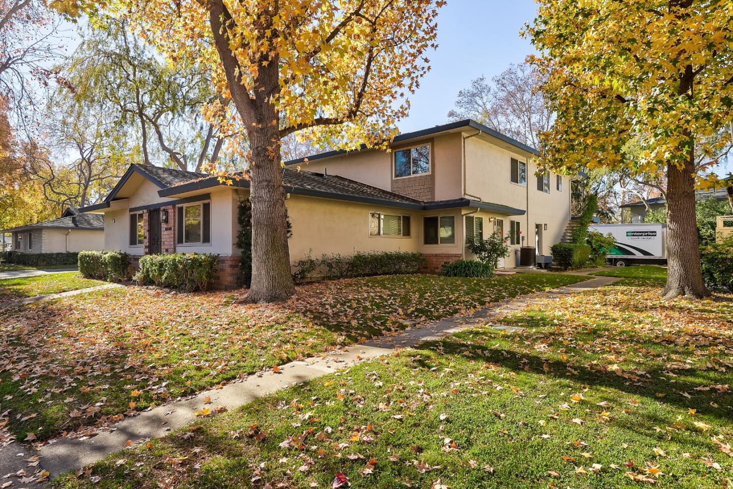 331 N 1st ST 2